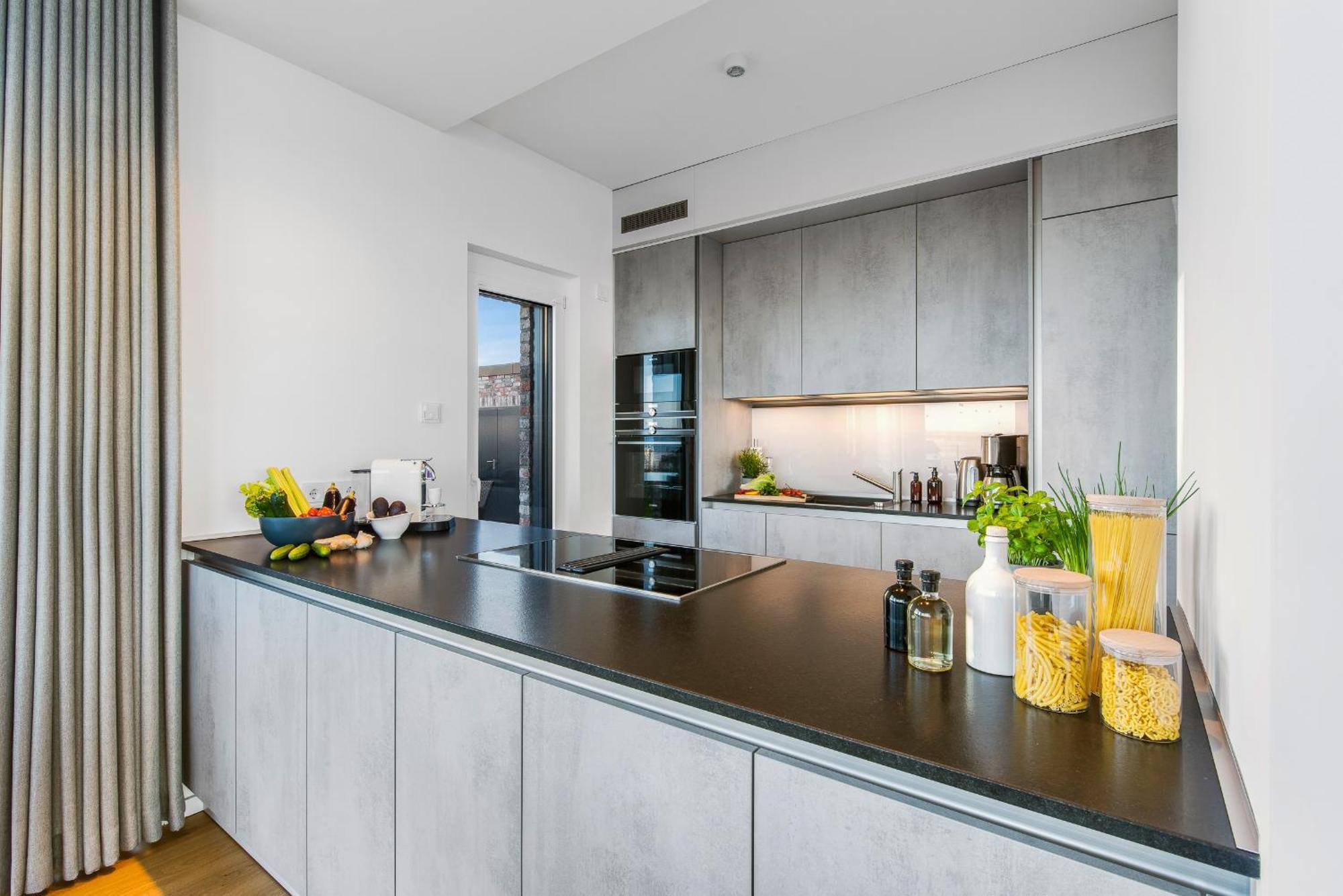 Villa King Erste Lage, Dachterrasse, Meerblick, Carport, Kamin, Sauna, Terrasse, Aussenrolllaeden ออลเพนิทซ์ ภายนอก รูปภาพ
